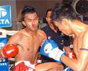 Takrudthong turns the tables and beats Suek Assawin Dum