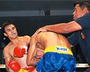Rittijak defeats Rungjaras in the second round of Channel 3’s Suek Jao Muaythai